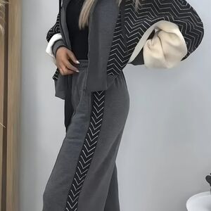 Chic Gray Joggers with Black Detailing